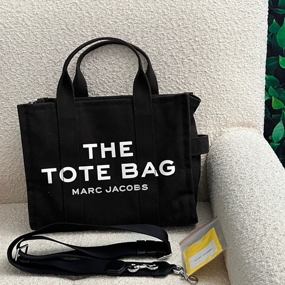 Marc Jacobs Handbags - Marc Jacobs Black Canvas Tote Bag